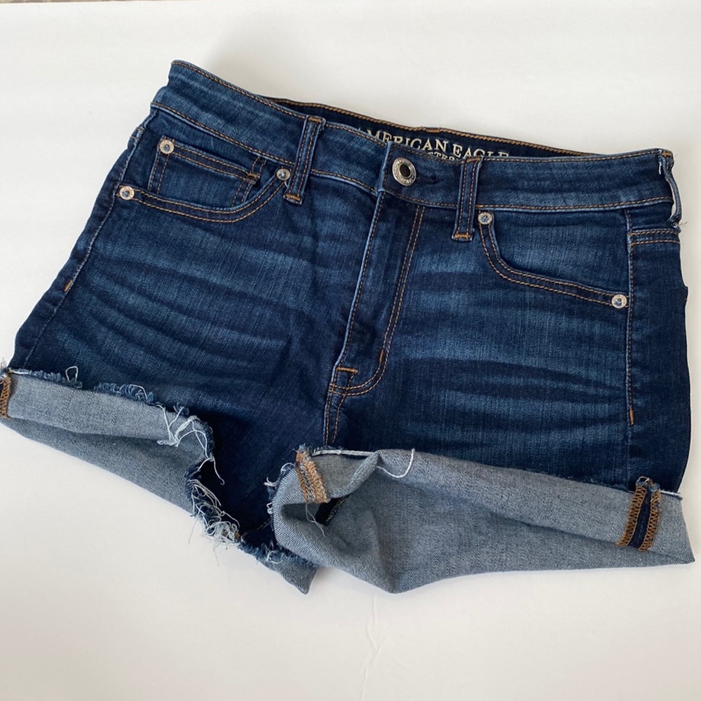 American eagle dark wash high-rise Shortie denim shorts